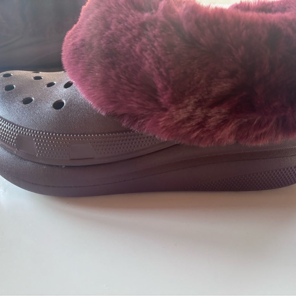 CROCS Burgundy Fur-Lined Platform Clogs - Picture 4 of 6